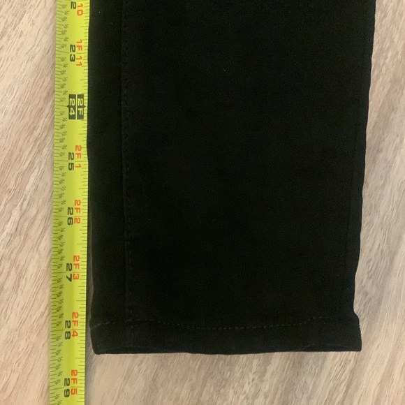 Good American Faux Suede Good Legs Crop Pants - Size 6 - Picture 7 of 10